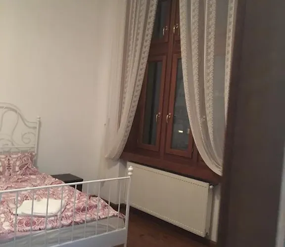 Bastion 1 דירה *