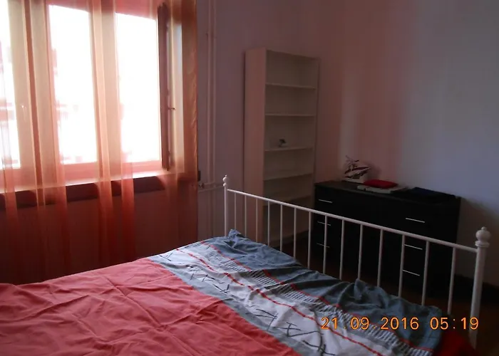 Bastion 1 דירה *